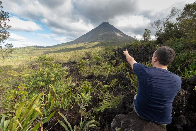 hanging-bridges-waterfall-volcano-hike-and-tabacon-hot-springs