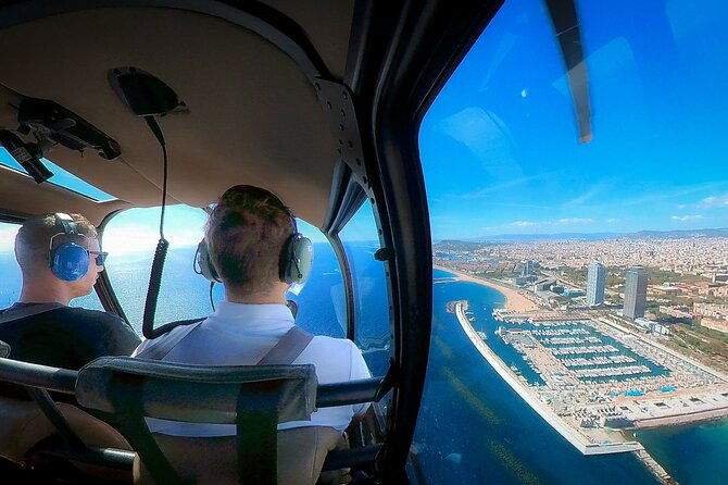 helicopter-flight-with-optional-sailing-experience