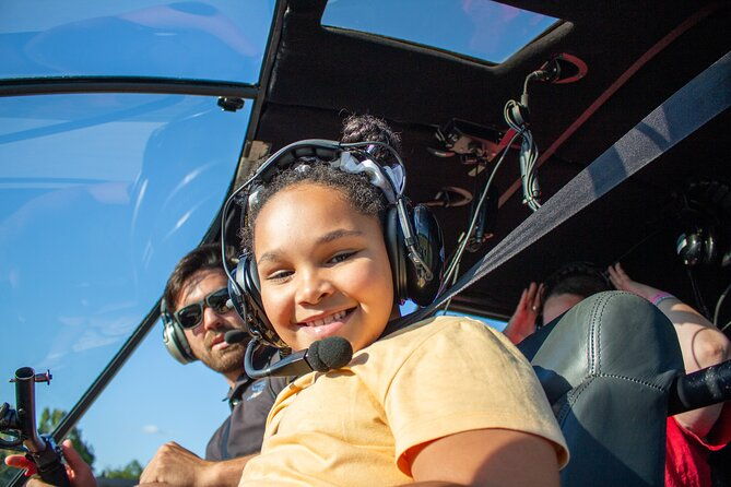 helicopter-ride-in-smoky-mountain-sevierville-douglas-lake-tour