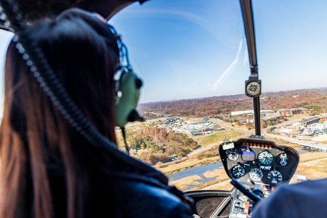 helicopter-ride-in-smoky-mountain-sevierville-intro-flight