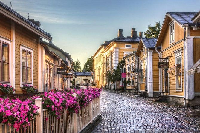 helsinki-private-city-tour-medieval-porvoo-local-guide-by-car