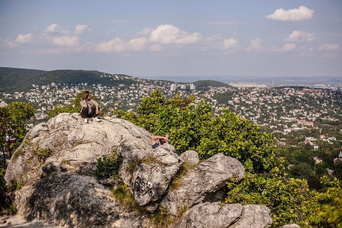 hiking-chairlift-ride-viewpoints-in-budapest