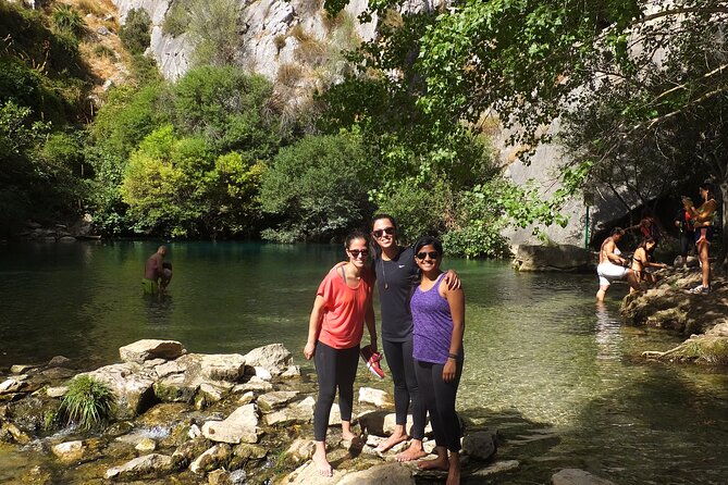 hiking-cueva-del-gato-molino-del-santo-13km-moderate