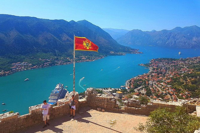 hiking-downhill-from-krstac-to-kotor-visit-san-giovanni-fortress