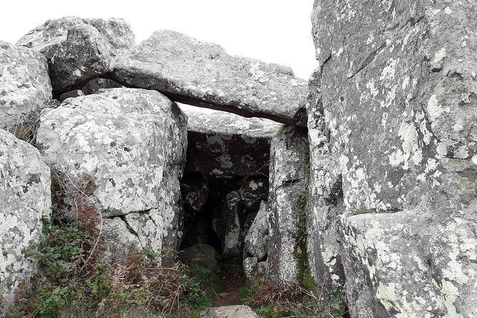 hiking-in-sintra-cascais-natural-park-2