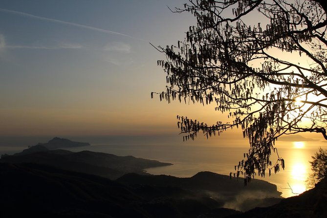 hiking-on-faito-mountain-from-sorrento