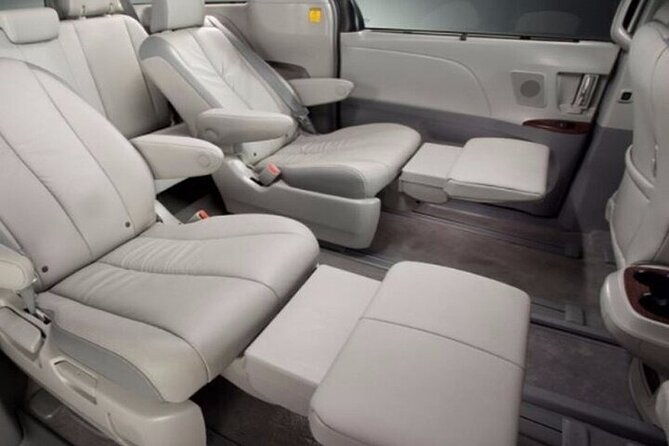 honolulu-airport-ko-olina-hotels-private-transfer-by-minivan-up-to-5-people
