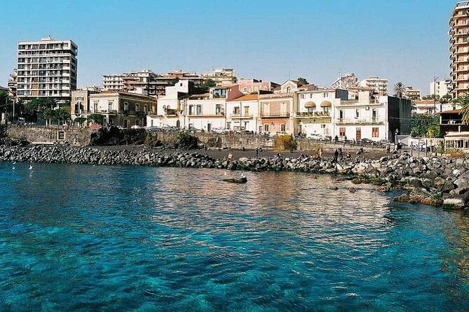 hop-on-hop-off-catania-acicastello-acitrezza-panoramic-bus