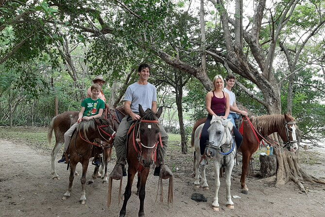 horseback-riding-on-the-beach