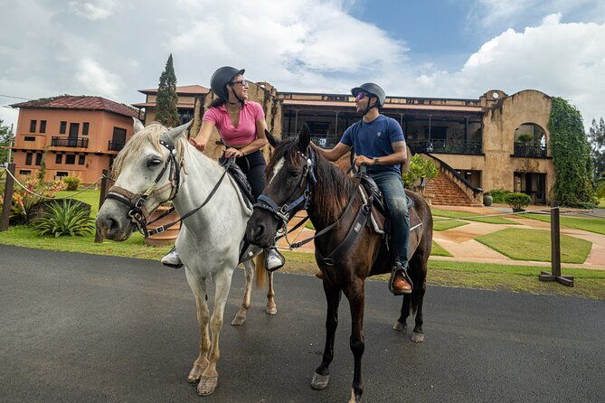horseback-riding-tour-at-private-ranch