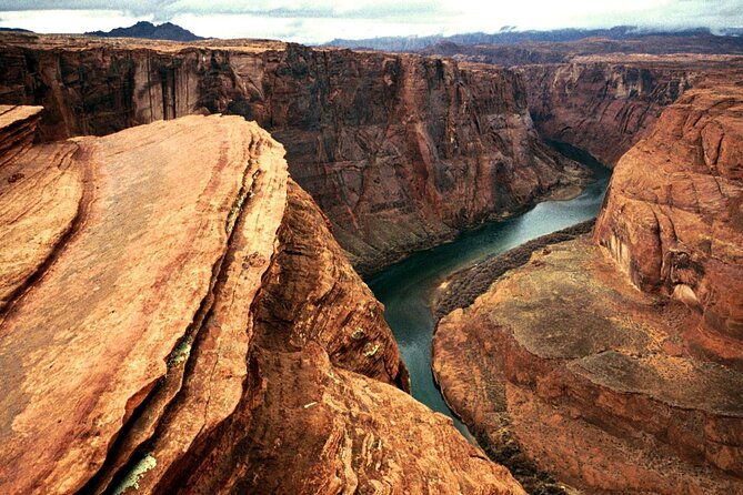 horseshoe-bend-helicopter-flight-from-page