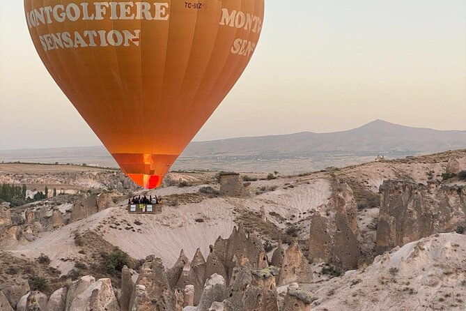 hot-air-balloon-flight-in-cappadocia-cat-valley