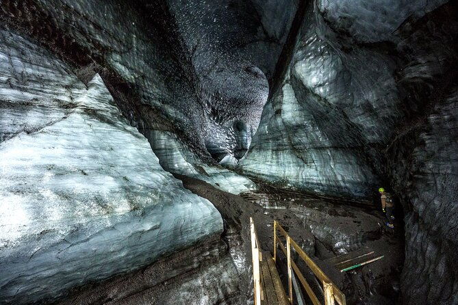 ice-cave-katla-private-super-jeep-tour-from-vik