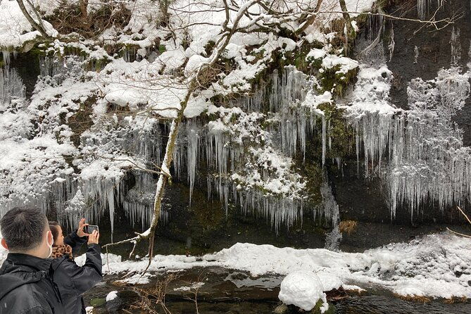 icicle-trekking-nishiwaga-town-iwate-prefecture
