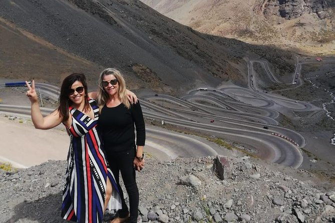 inca-lagoon-in-andes-mountain-range-visit-local-vineyard-with-tasting-included
