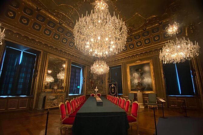 inside-the-crown-stockholm-royal-palace-private-guided-tour-2
