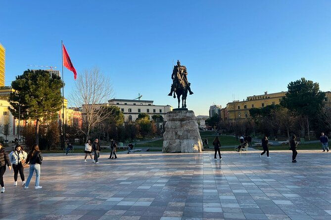 inside-tirana-walking-tour-2