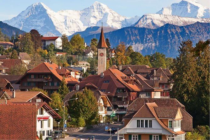 interlaken-private-car-tour-to-swiss-villages-capital-castles