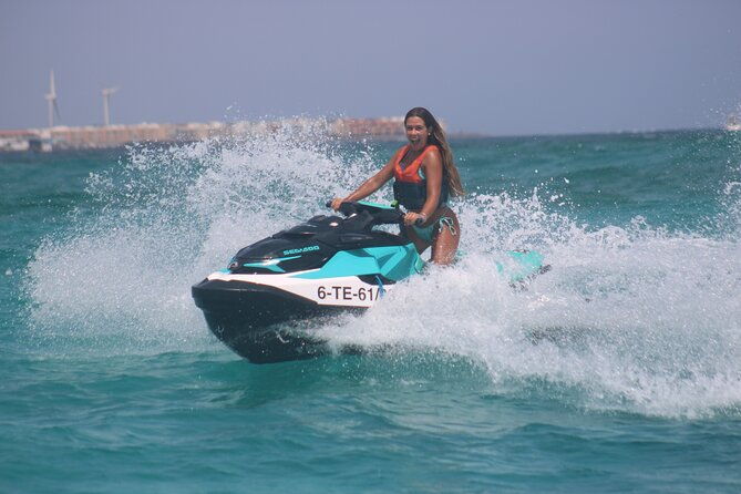 jet-ski-activity-to-lobos-island-from-corralejo