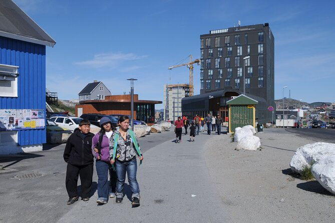 jewels-of-nuuk-guided-walking-tour