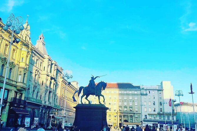 jump-into-zagreb-small-group-walking-tour-4