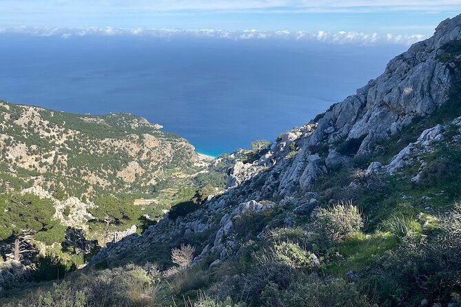 karpathos-lastos-mountain-hike-with-guide