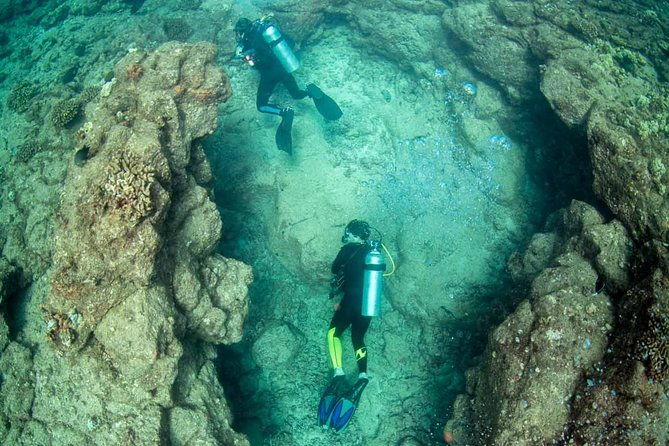 kauais-ultimate-boat-2-tank-adventure-dive-certified-divers-only