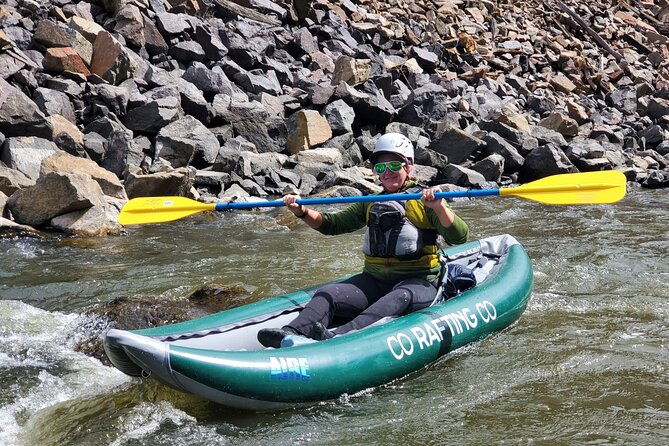 kayak-gorgeous-upper-colorado-river-half-day
