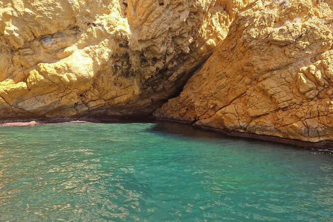 kayaking-in-serra-gelada-in-el-albir