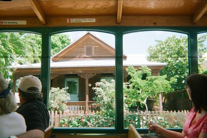 key-west-shore-excursion-hop-on-hop-off-trolley-tour