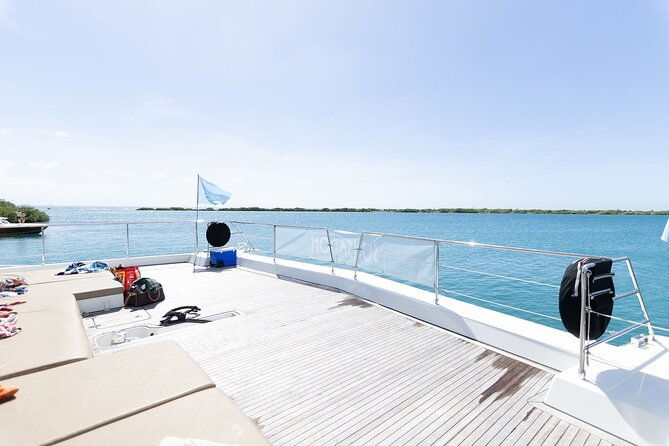 klein-curacao-tour-with-luxury-catamaran-yacht