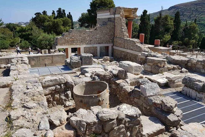 knossos-palace-and-old-pottery-village-in-the-mountains-luxury-adventure
