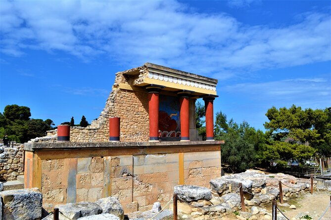knossos-palace-museum-rethymno-city-private-tour-from-chania