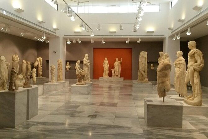 knossos-palace-the-archaeological-museum-of-heraklion-with-transfer-2