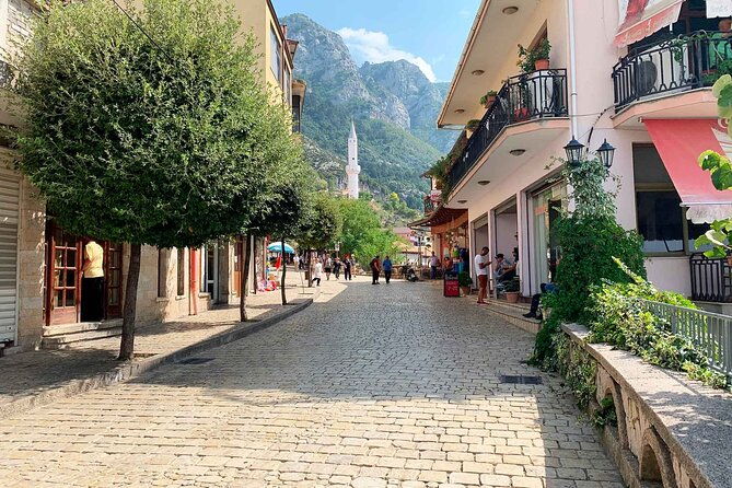 kruja-attractions-and-bazar-private-tour-from-tirana