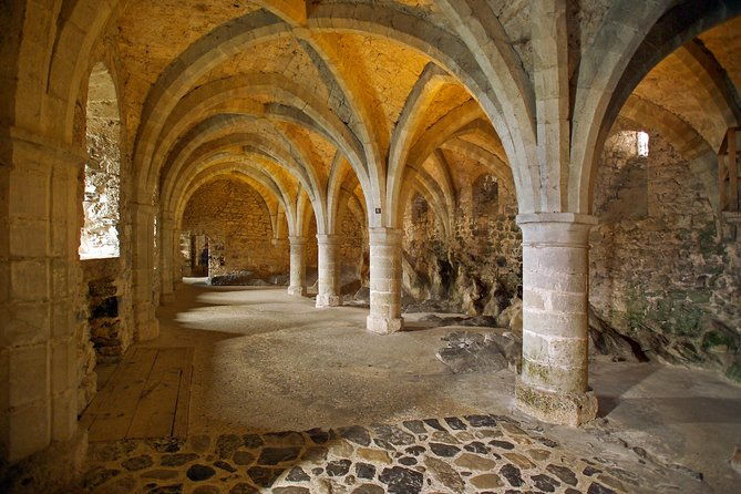ktg302-day-trip-to-montreux-chateau-de-chillon-from-geneva