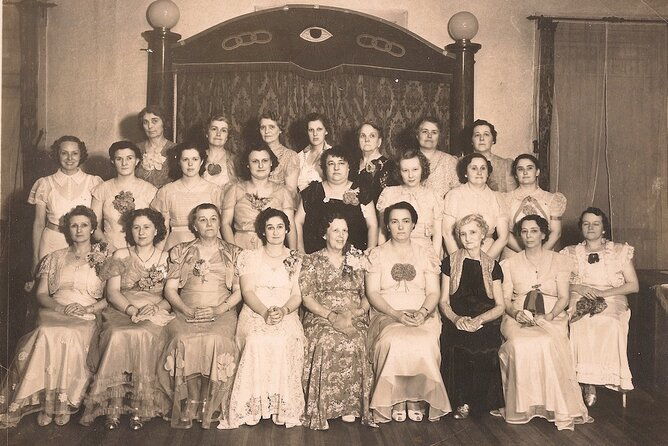 ladies-of-laurel-grove-womens-history-tour