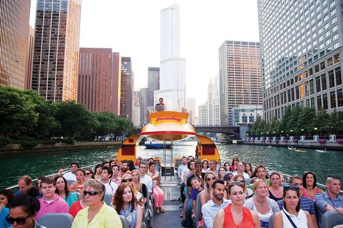 lake-michigan-and-chicago-river-architecture-cruise-by-speedboat