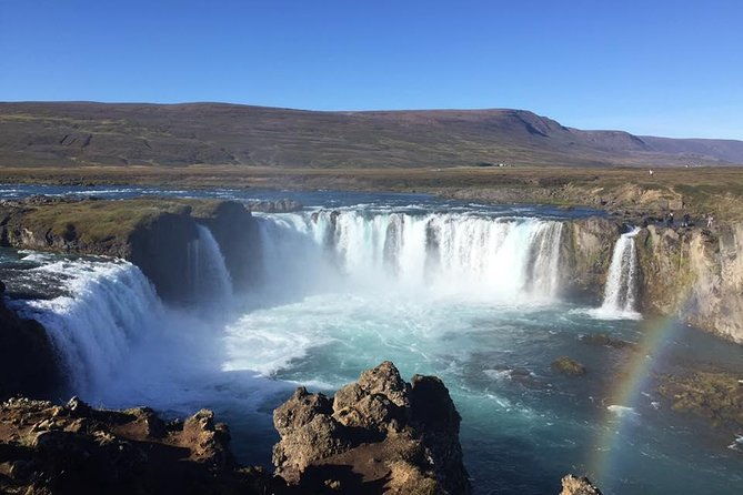 lake-myvatn-private-tour-2
