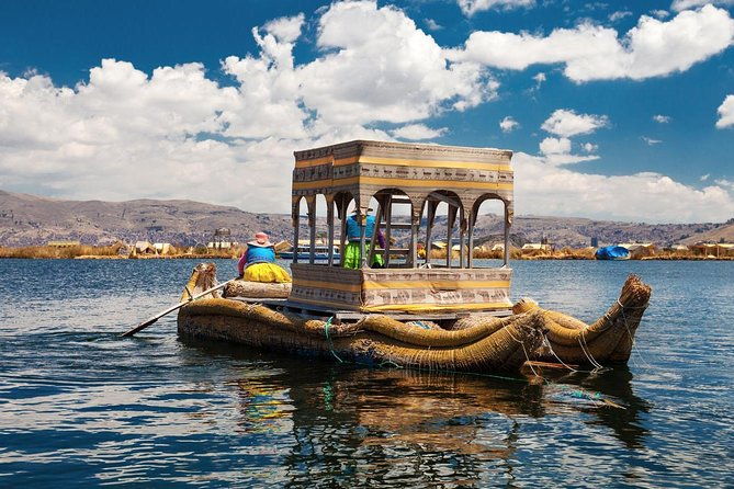 lake-titicaca-day-trip-uros-taquile-islands