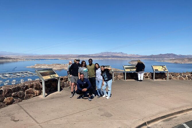 lasvegas-small-group-6hour-valley-of-fire-hoover-dam-boulder-city-2