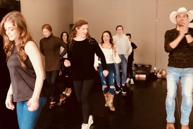 learn-to-line-dance-in-nashville-public-line-dancing-class