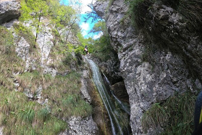 level-1-canyoning-vione-torrent-with-canyoning-guide