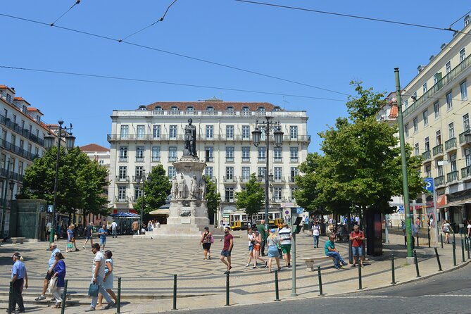 lisbon-city-tour-on-history-culture-and-current-topics