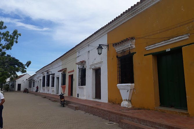 live-mompox-south-of-bolivar-colombia-south-america