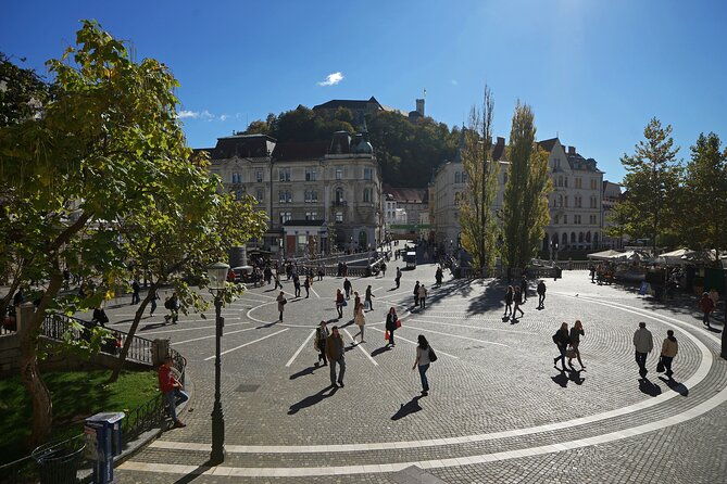 ljubljana-with-postojna-cave-and-predjama-castle-smal-group-tour-from-zagreb