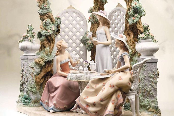 lladro-factory-visit-and-paella-lunch-at-the-beach