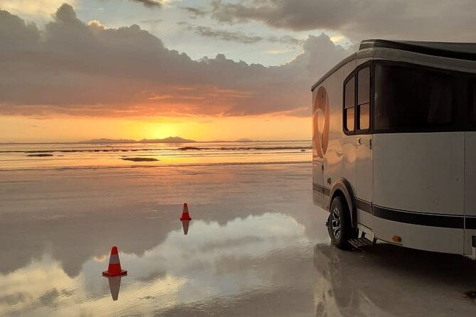 luxury-2-days-trip-from-la-paz-to-uyuni-salt-flats-by-flight