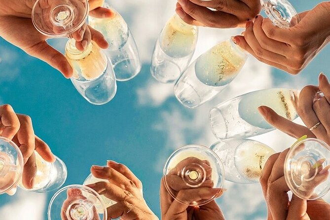 luxury-catamaran-champagne-sunset-cruise