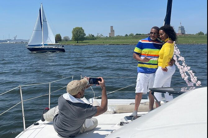luxury-catamaran-private-tour-baltimore-harbor